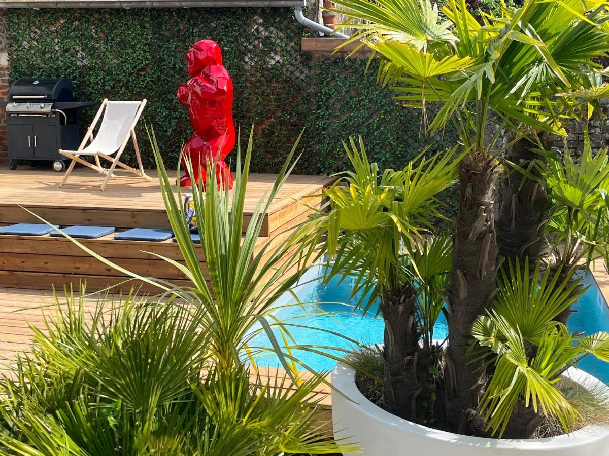 Bed and Breakfast Aux Remparts De Montreuil Монтрей-сюр-Мер Экстерьер фото